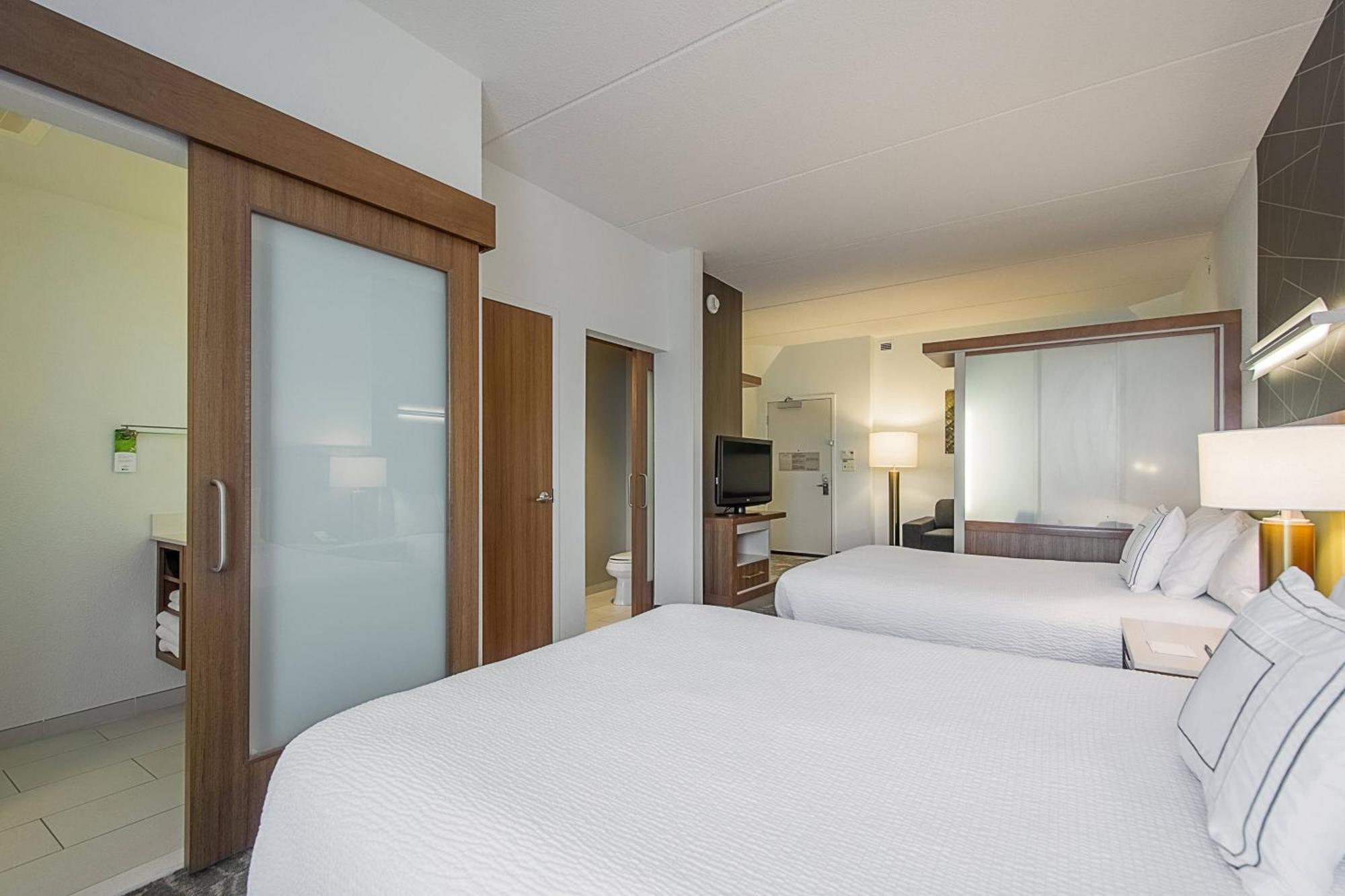 สปริงฮิลล์ สวีท แทมปา นอร์ท/I-75 แทมปา ปาล์มส์ Hotel ภายนอก รูปภาพ